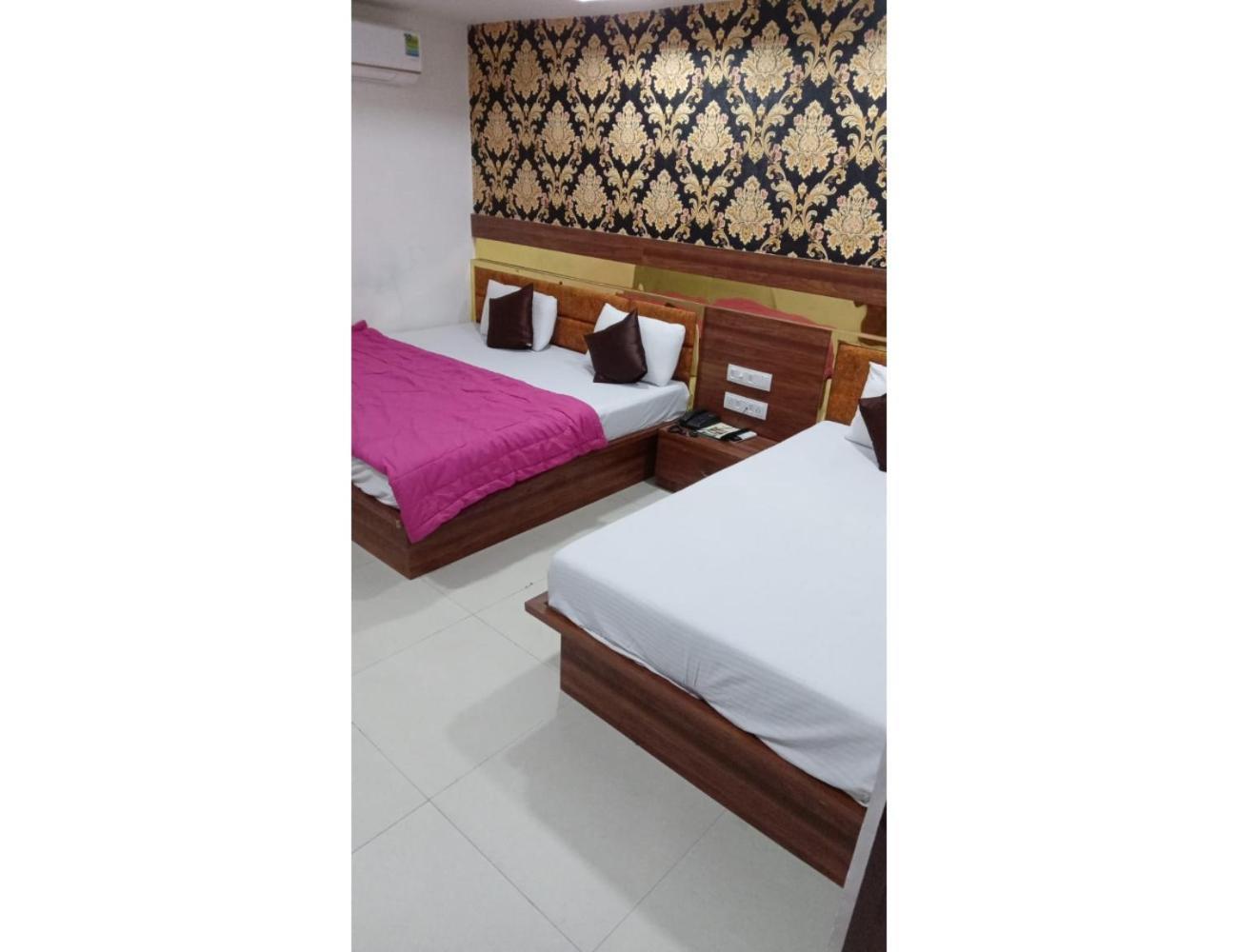 Hotel Paradise, Naroda Ahmedabad Esterno foto